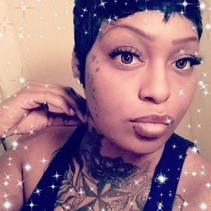 Meet your Posher, Mya